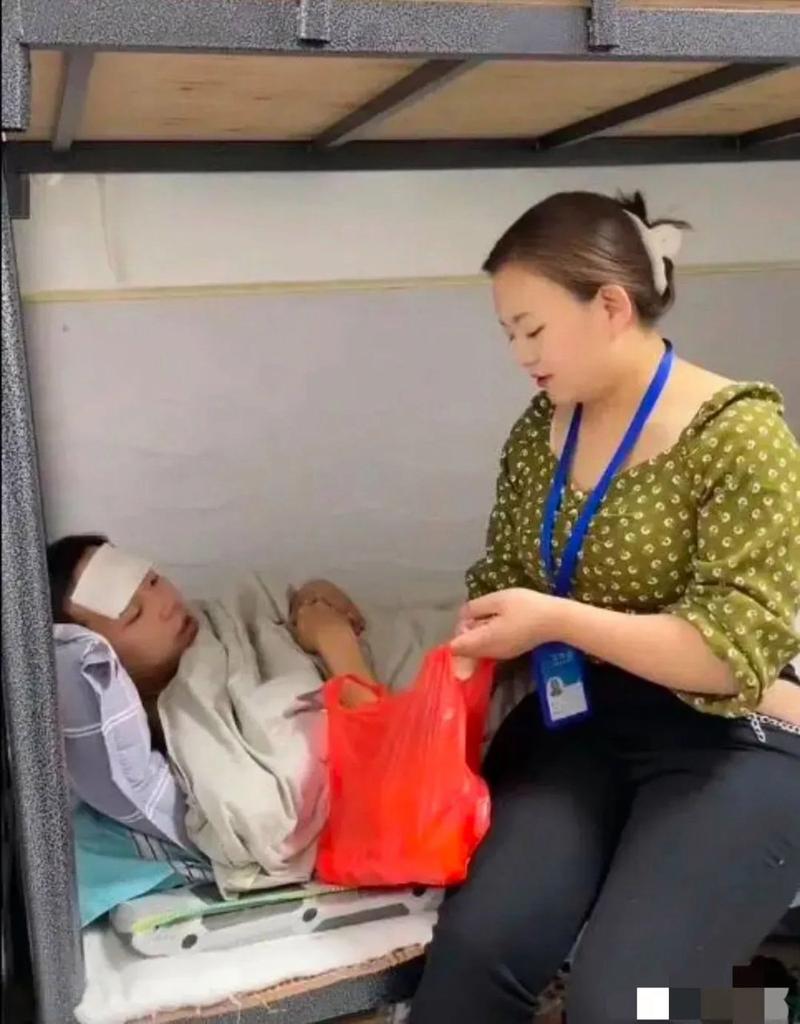 在工厂上班,为什么容易走入婚姻,因为他们认命,懂得自己需要什么,知道